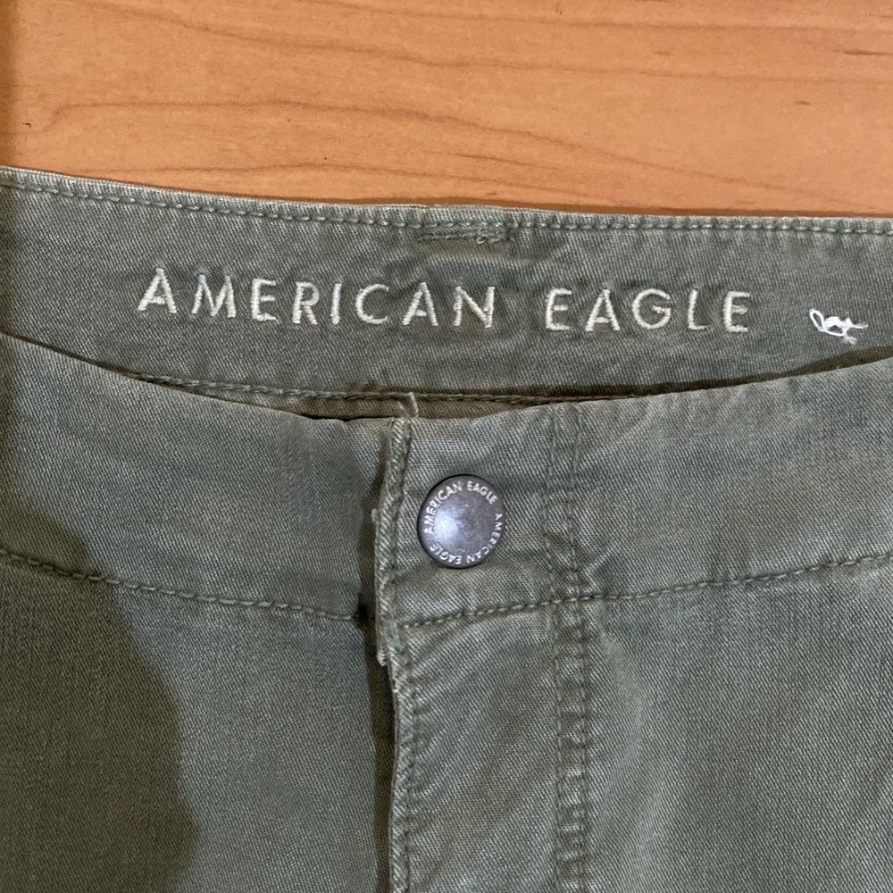 American Eagle High Rise Baggy Wide Leg Cargo Pants Olive Green‎ Size 0 Short - Picture 4 of 12